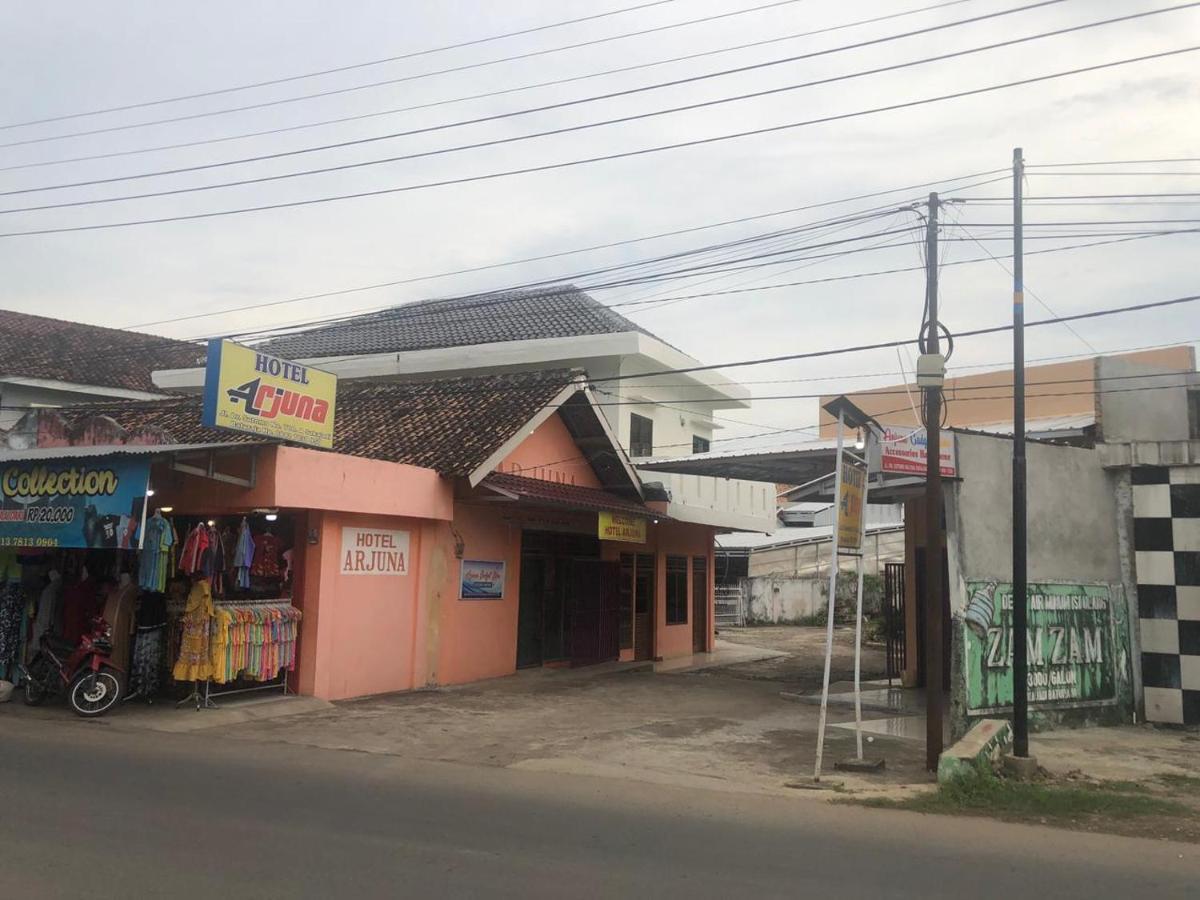 Hotel Arjuna Baturaja  Luaran gambar